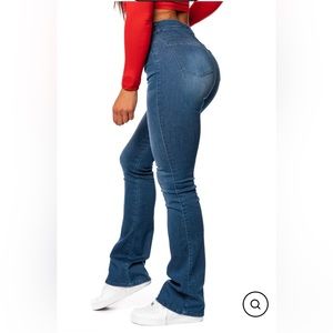 FitJeans High Waisted Flare. Azure Blue.